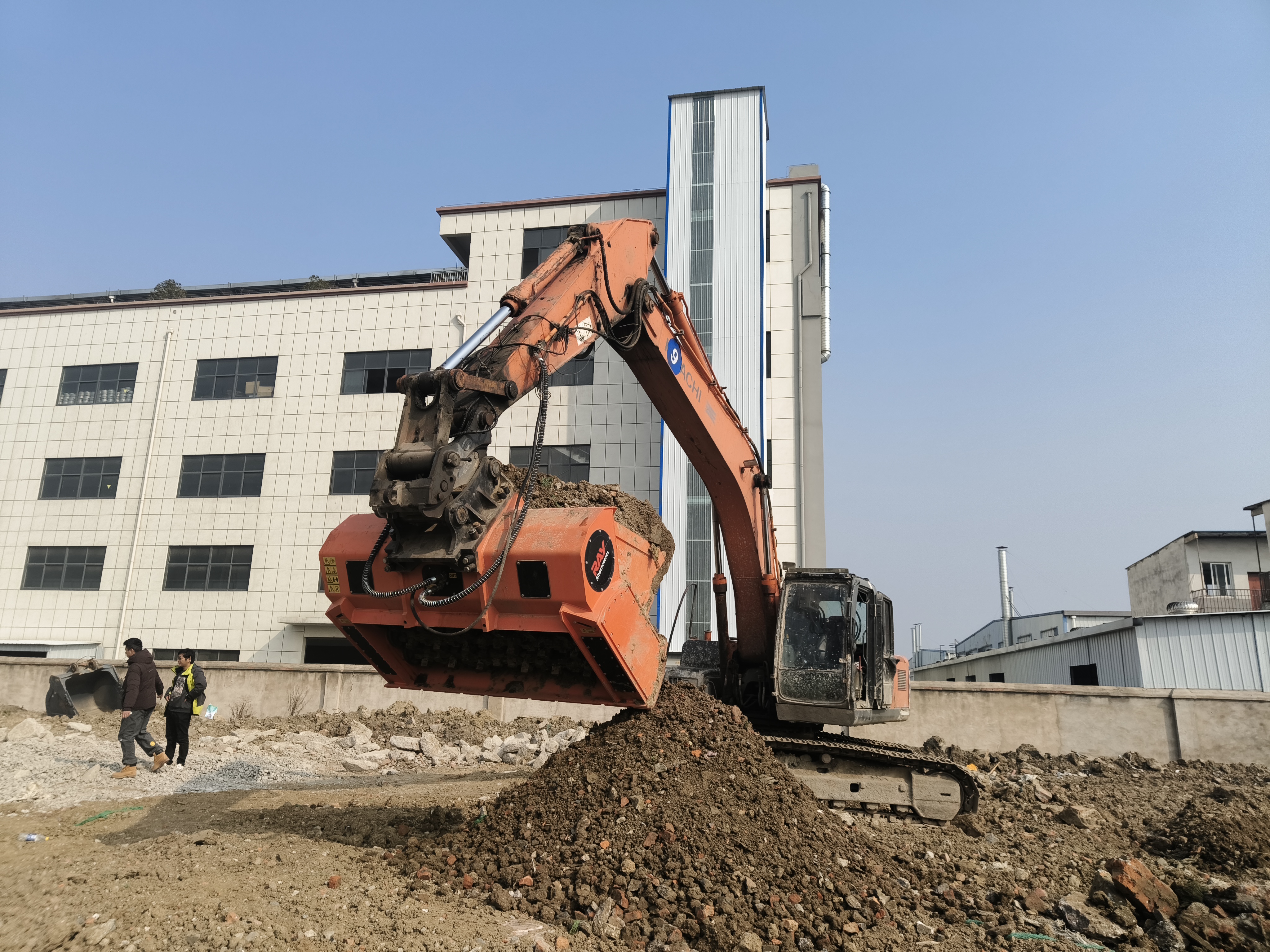 Multifunktionale Siebschaufeln: Revolutionierung der Materialverarbeitung vor Ort