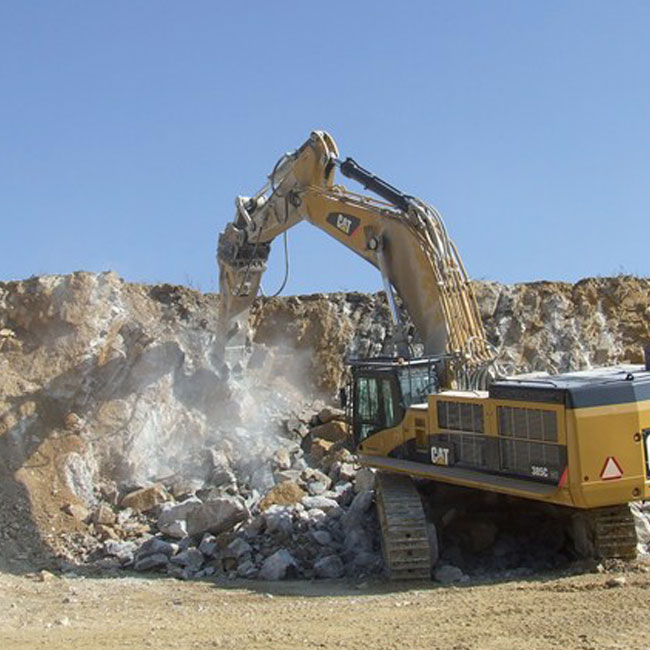 NEUER Hydraulikhammer im Strahl
